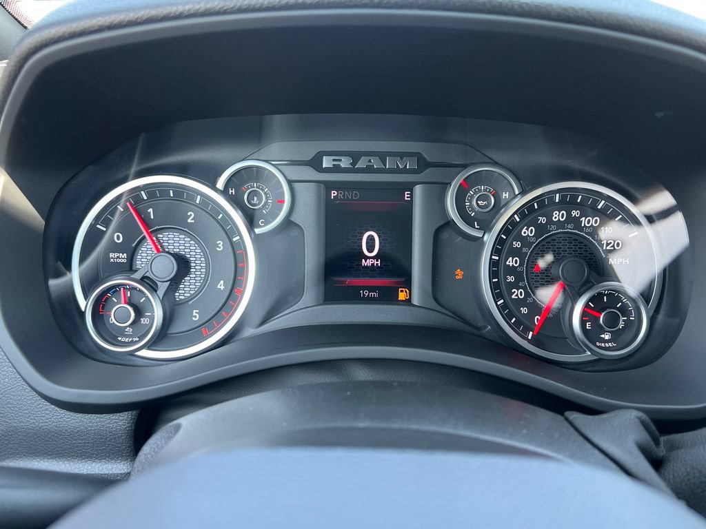 New 2026 RAM 2500 Tradesman AWD/4WD image 23