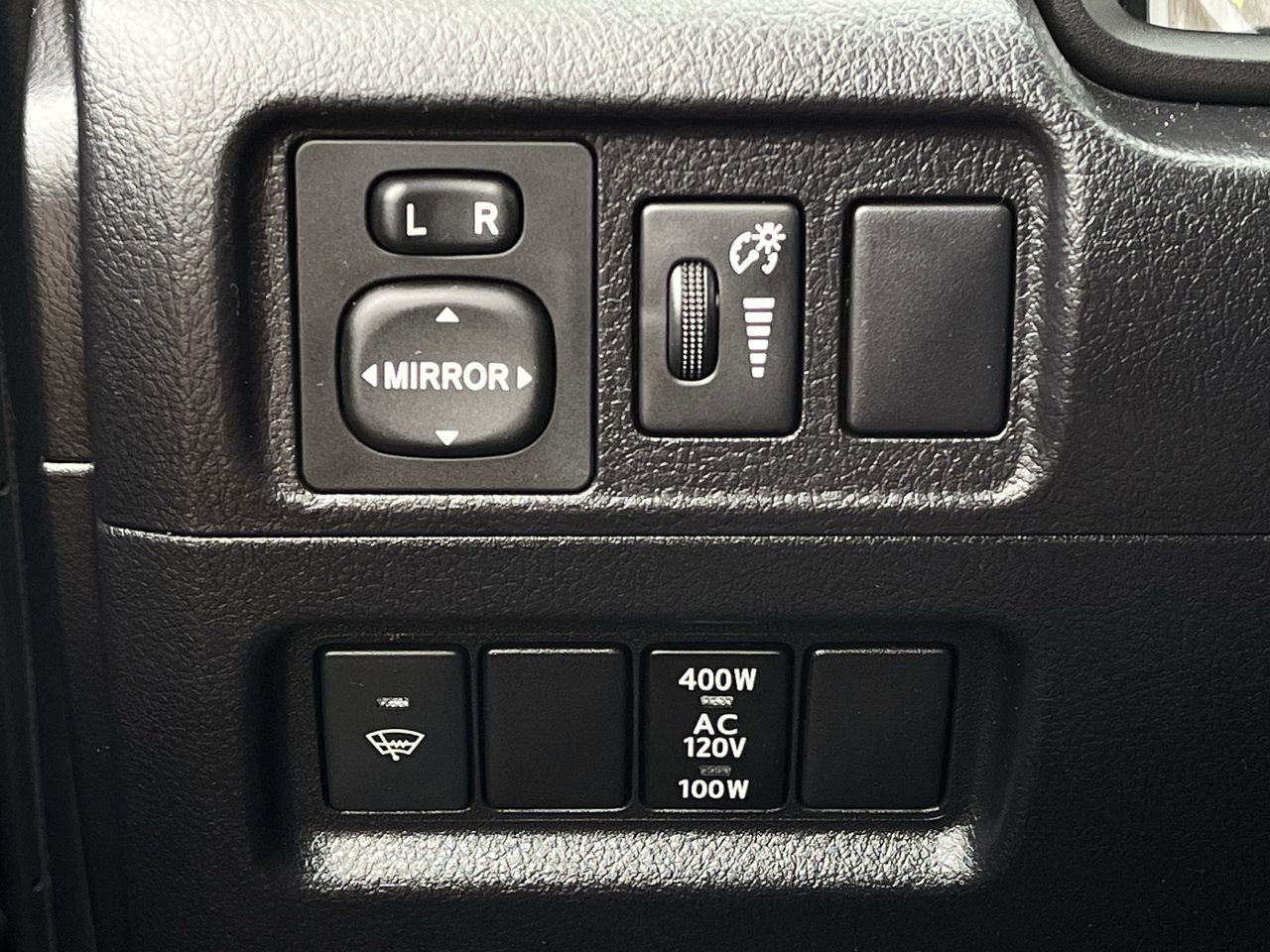 Used 2016 Toyota 4Runner SR5 image 19