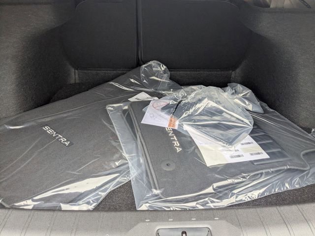 New 2026 Nissan Sentra SR w/ SR Premium Package FWD image 28