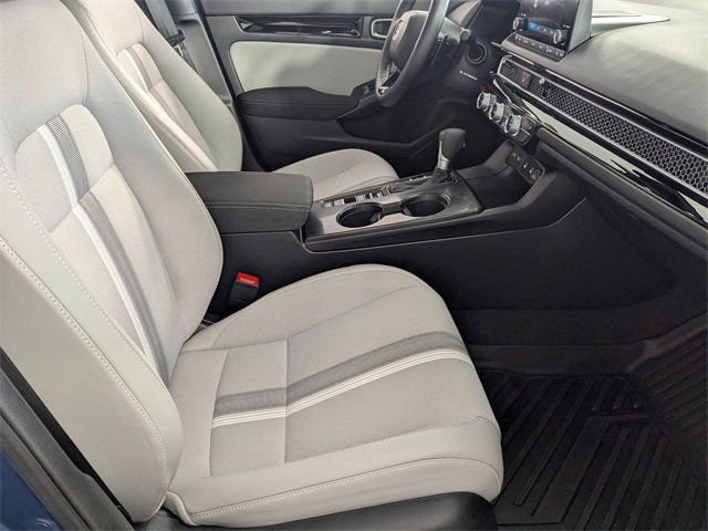 Used 2025 Honda Civic Sport image 29