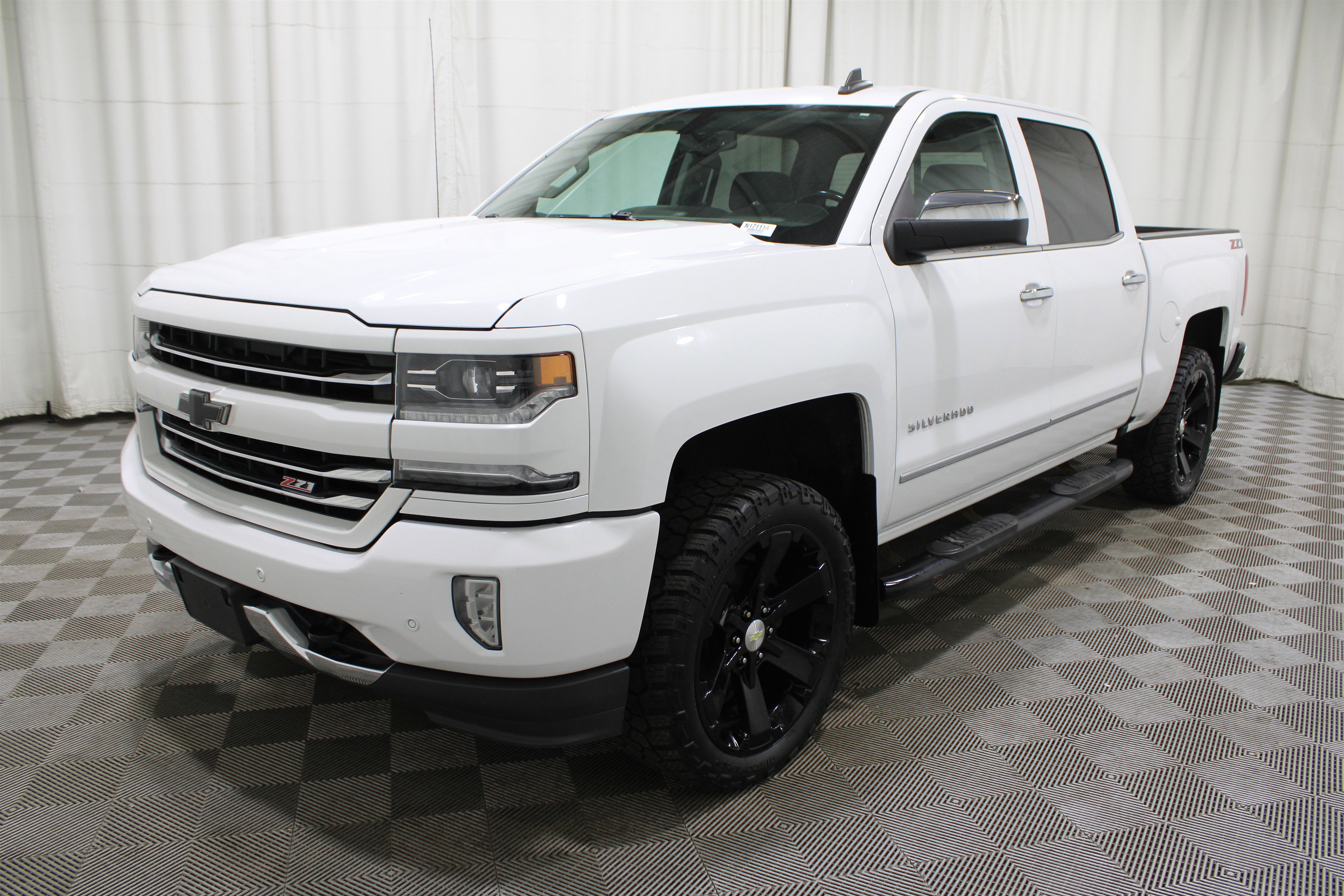 Used 2018 Chevrolet Silverado 1500 LTZ Z71 w/ LTZ Plus Package image 37