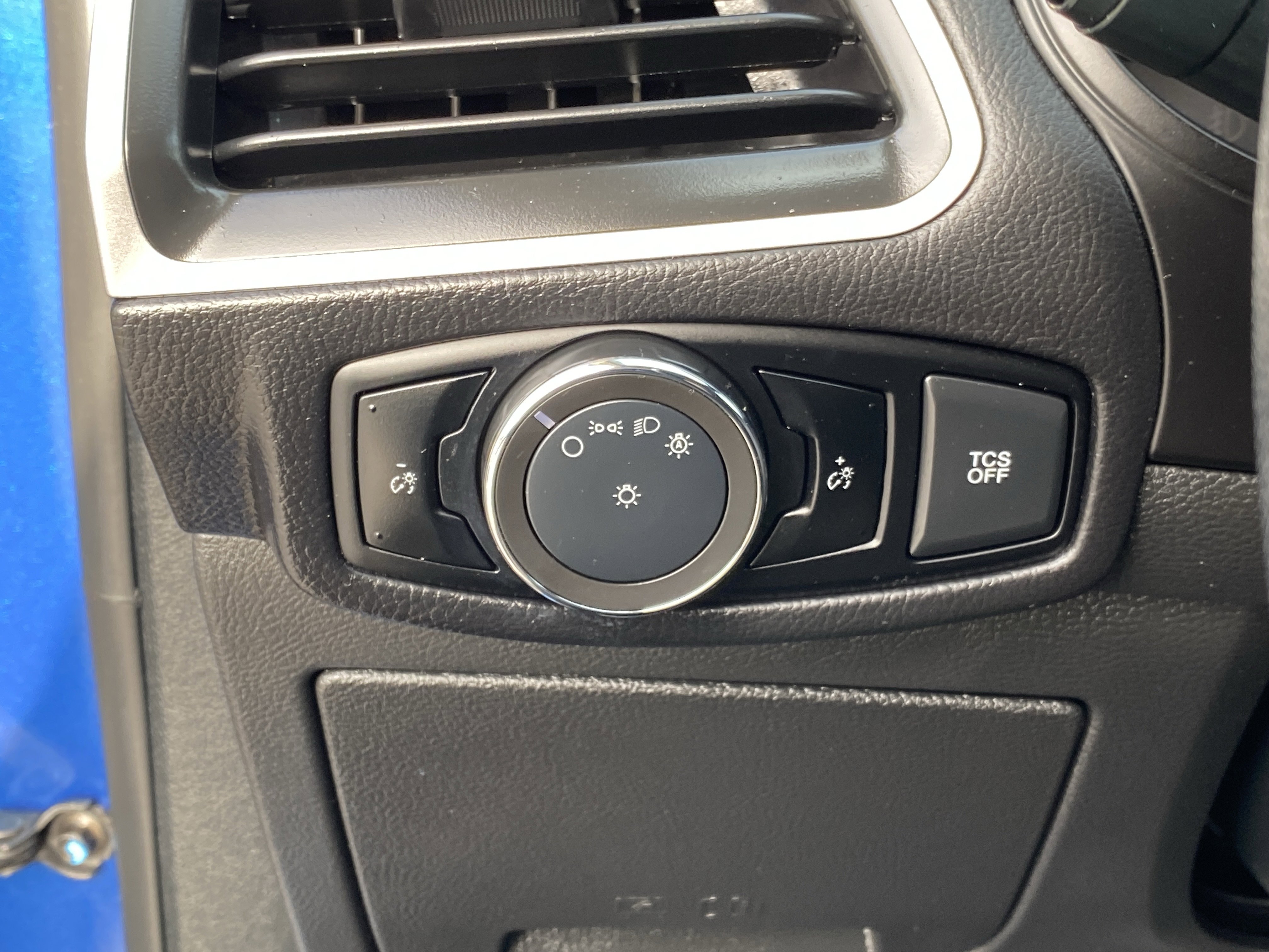 Used 2024 Ford Edge SEL image 30