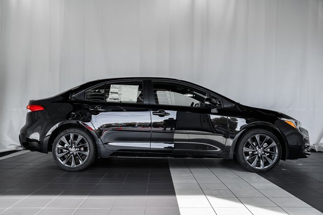 New 2026 Toyota Corolla SE image 3