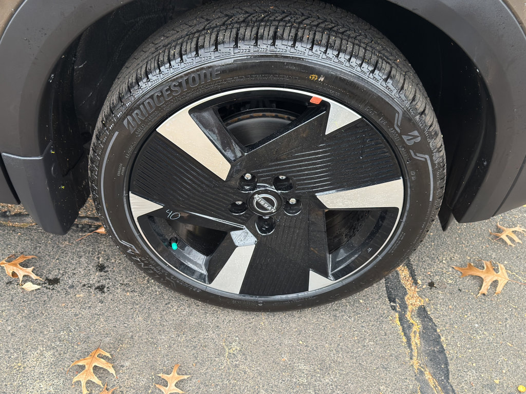 New 2026 Nissan Kicks SR w/ Cold Weather Package image 9