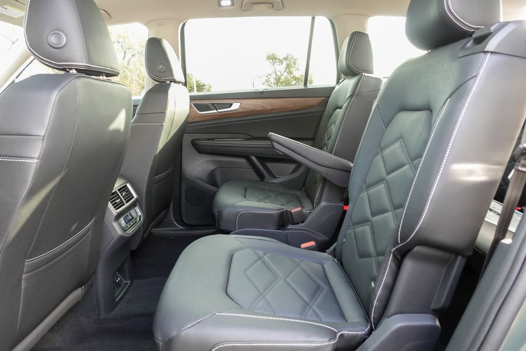 New 2026 Volkswagen Atlas SE image 26