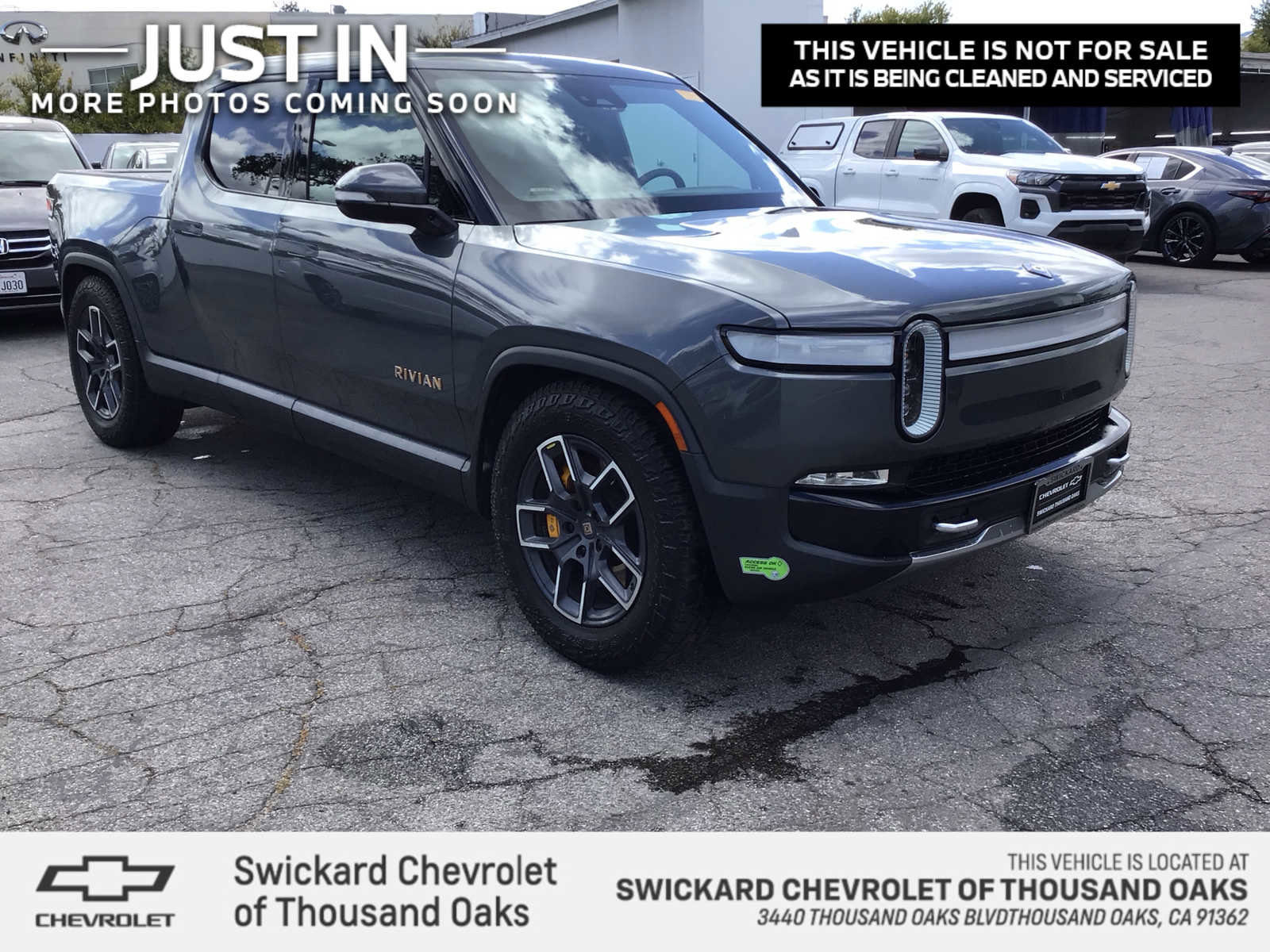 Used 2023 Rivian R1T Adventure AWD/4WD image 1