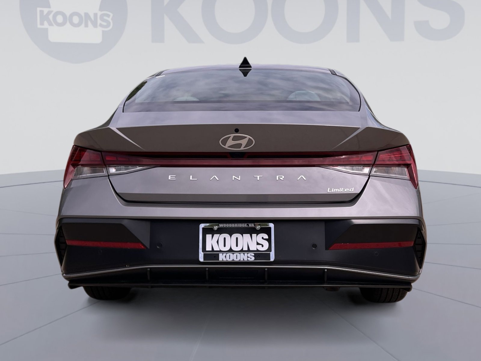 Used 2024 Hyundai Elantra Limited FWD image 15