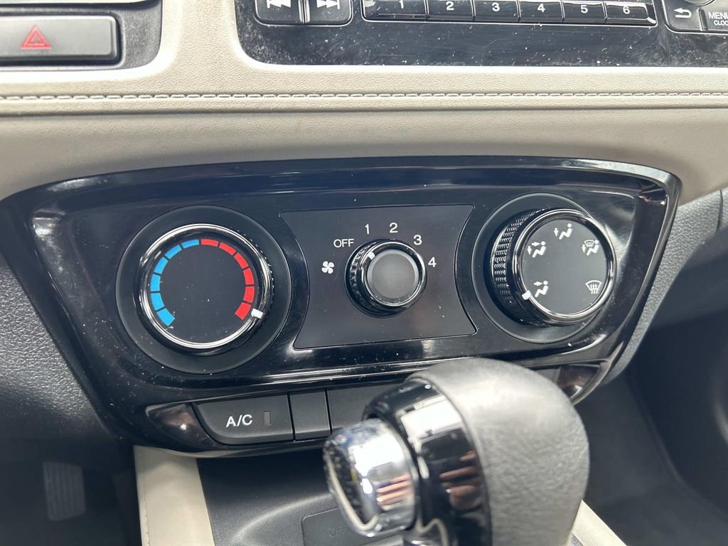 Used 2018 Honda HR-V LX image 26