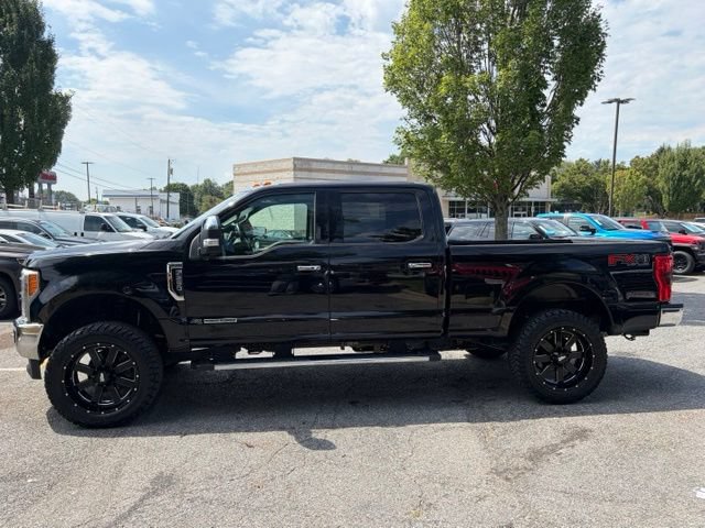 Used 2017 Ford F250 Lariat w/ Lariat Ultimate Package AWD/4WD image 4