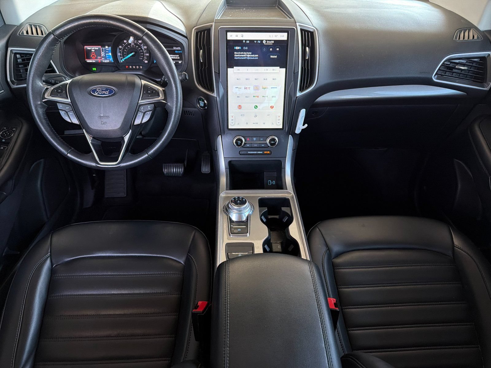 Used 2024 Ford Edge SEL AWD/4WD image 12