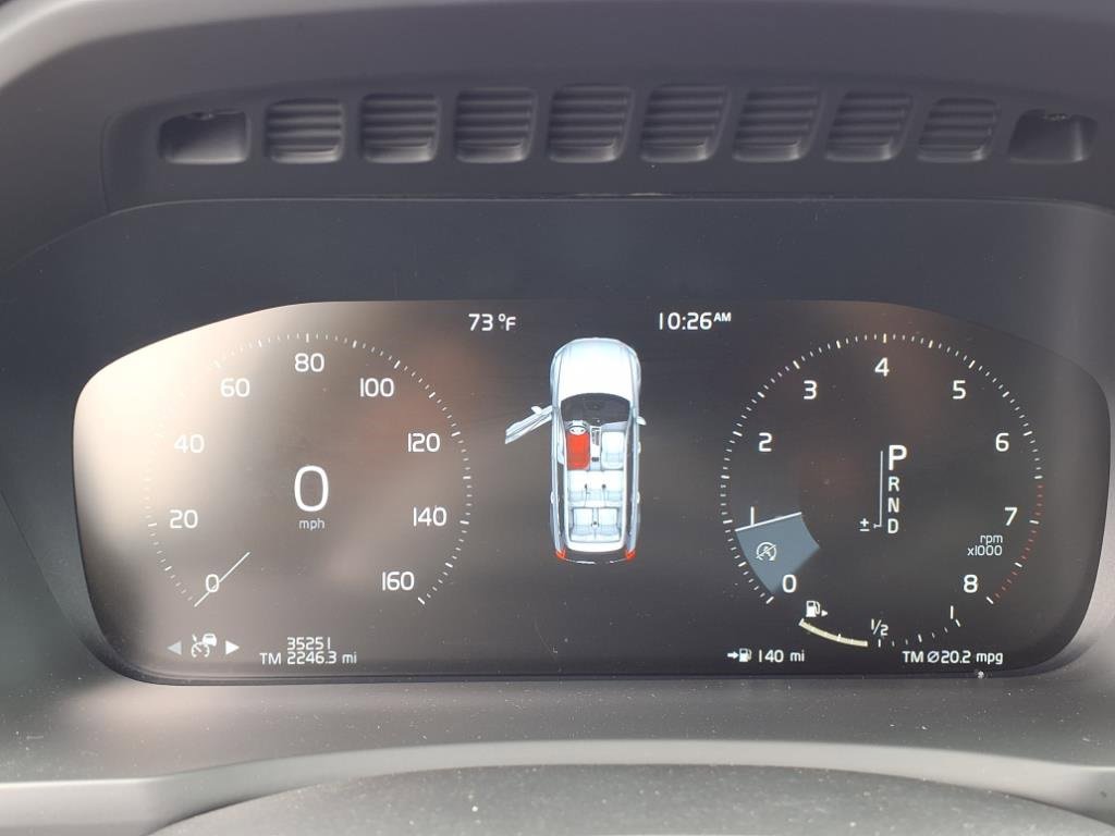 Used 2022 Volvo XC90 T6 Momentum image 6