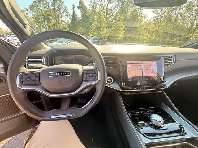 Used 2024 Jeep Wagoneer Series II AWD/4WD image 9