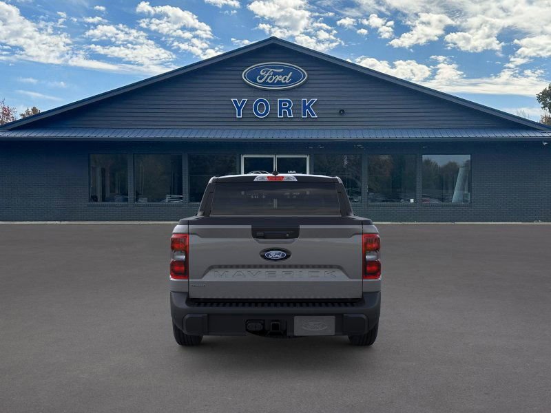 New 2026 Ford Maverick Lariat w/ Black Appearance Package image 5