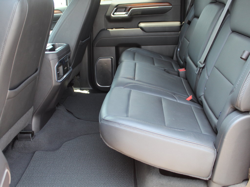 Used 2024 GMC Sierra 1500 Denali w/ Denali Reserve Package RWD image 11