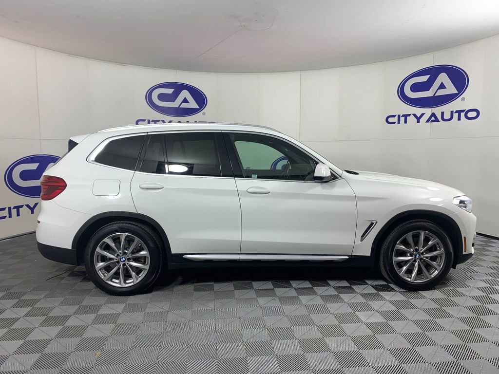 Used 2019 BMW X3 xDrive30i w/ Premium Package AWD/4WD image 2