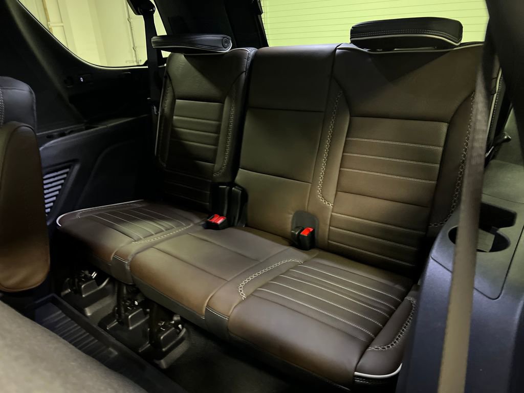 New 2026 GMC Yukon Denali Ultimate AWD/4WD image 14