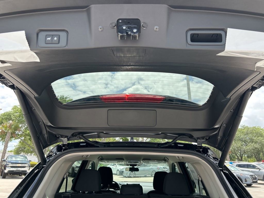 New 2026 Nissan Rogue SV image 51