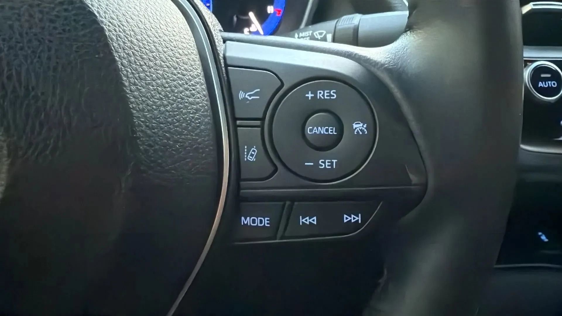 Used 2021 Toyota Corolla XSE image 11