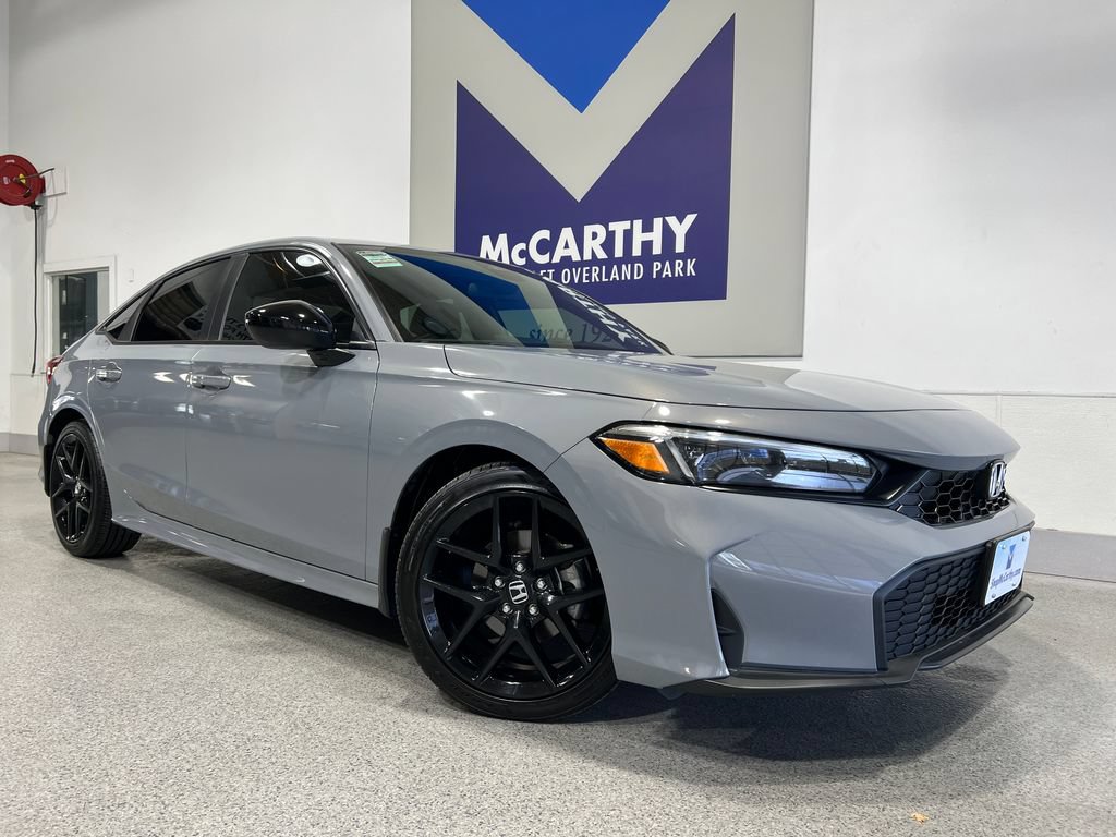 Used 2025 Honda Civic Sport image 2