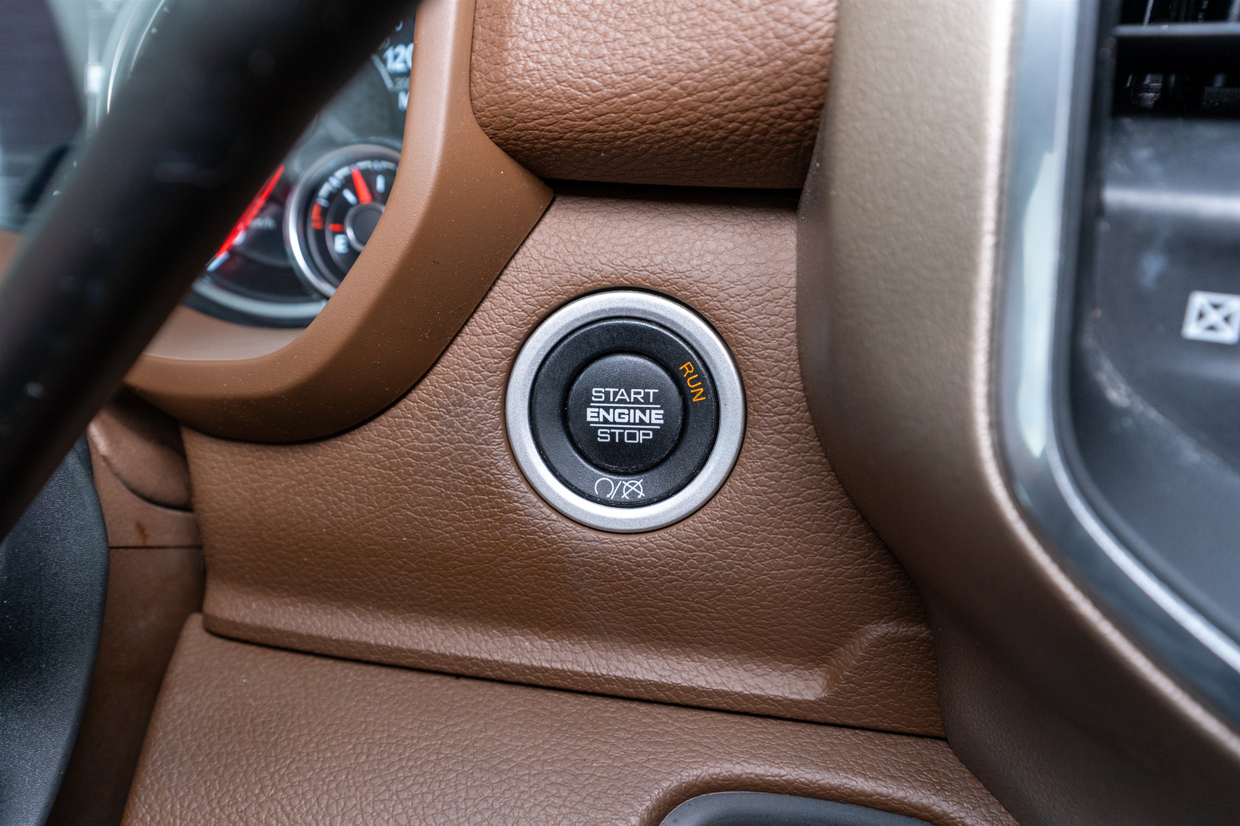 Used 2022 RAM 2500 Laramie AWD/4WD image 30