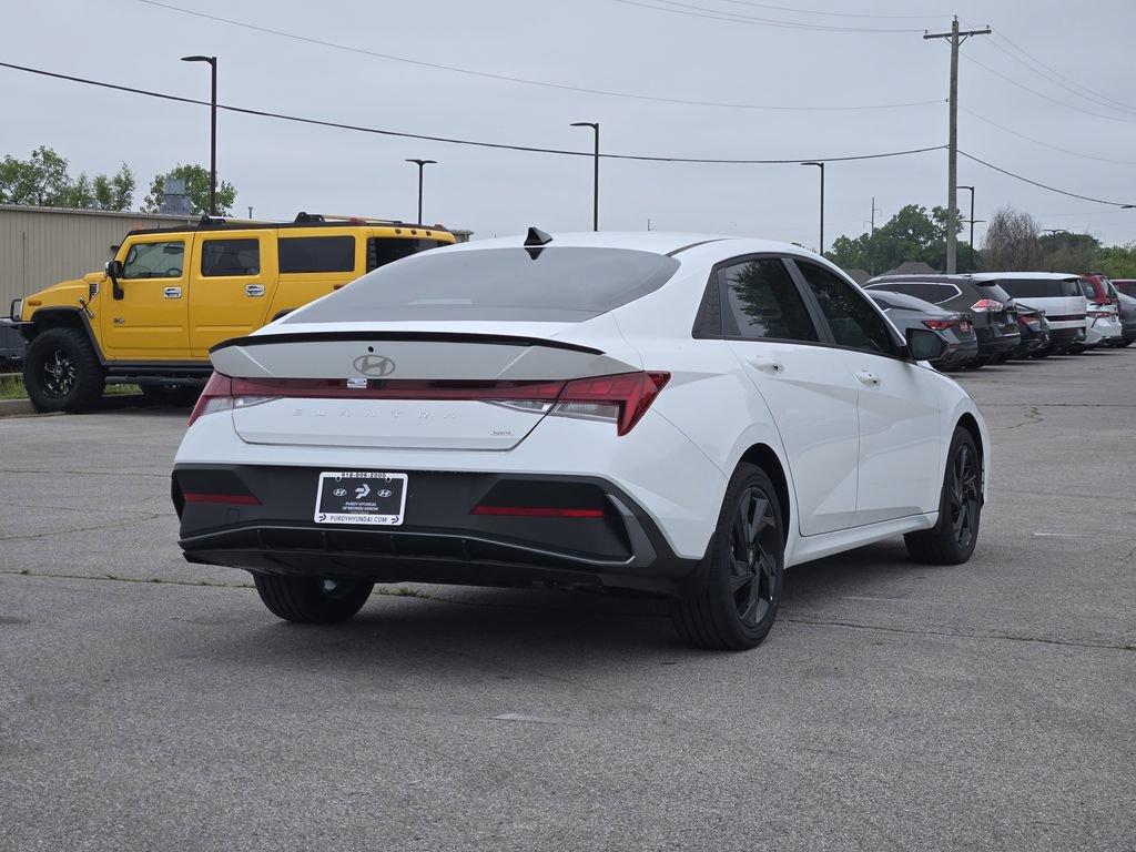 New 2026 Hyundai Elantra SEL FWD image 7