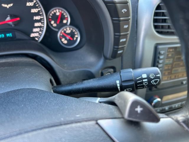 Used 2006 Chevrolet Corvette Base w/ Preferred Equipment Group image 21