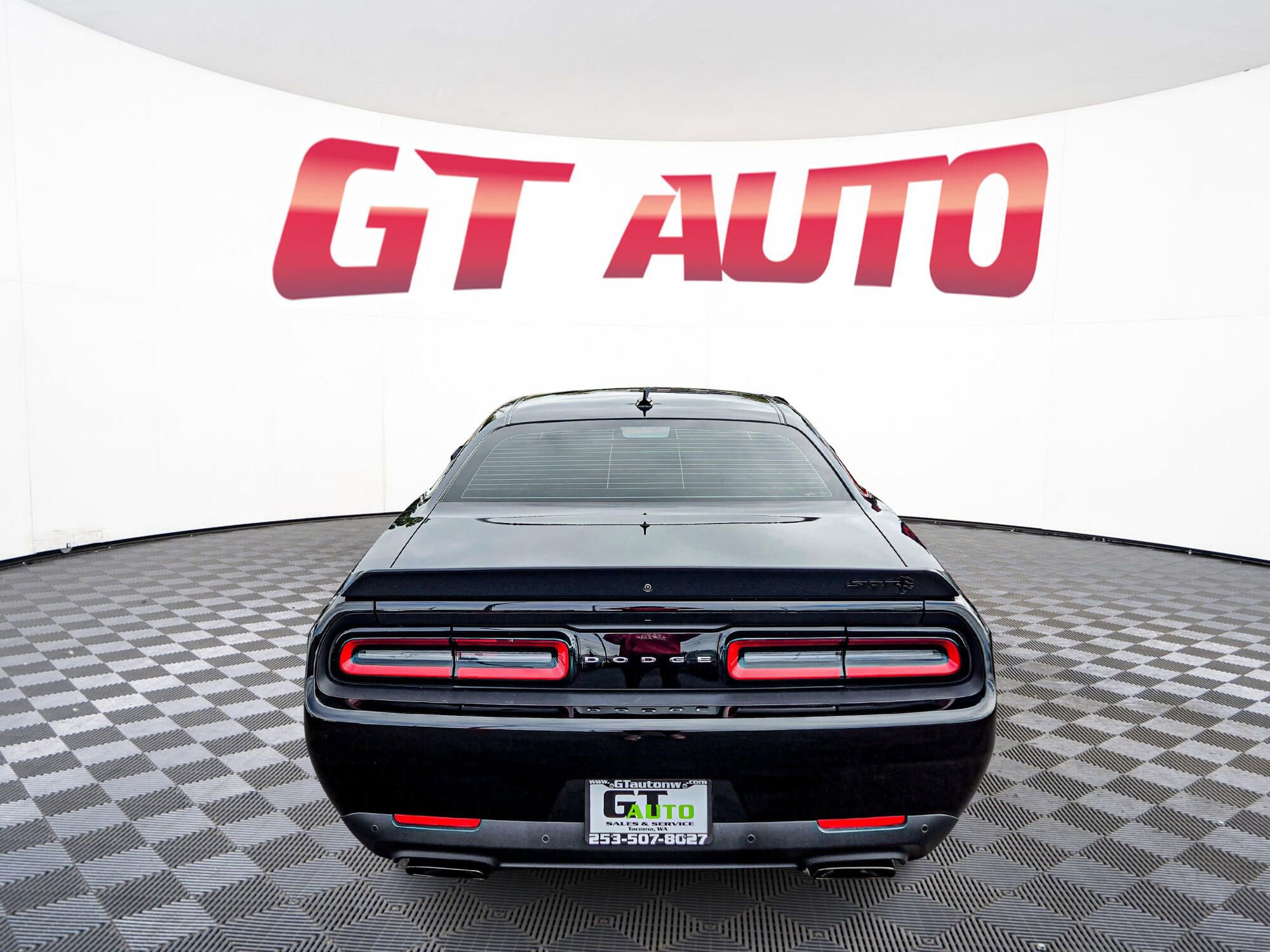 Used 2023 Dodge Challenger SRT Hellcat image 6