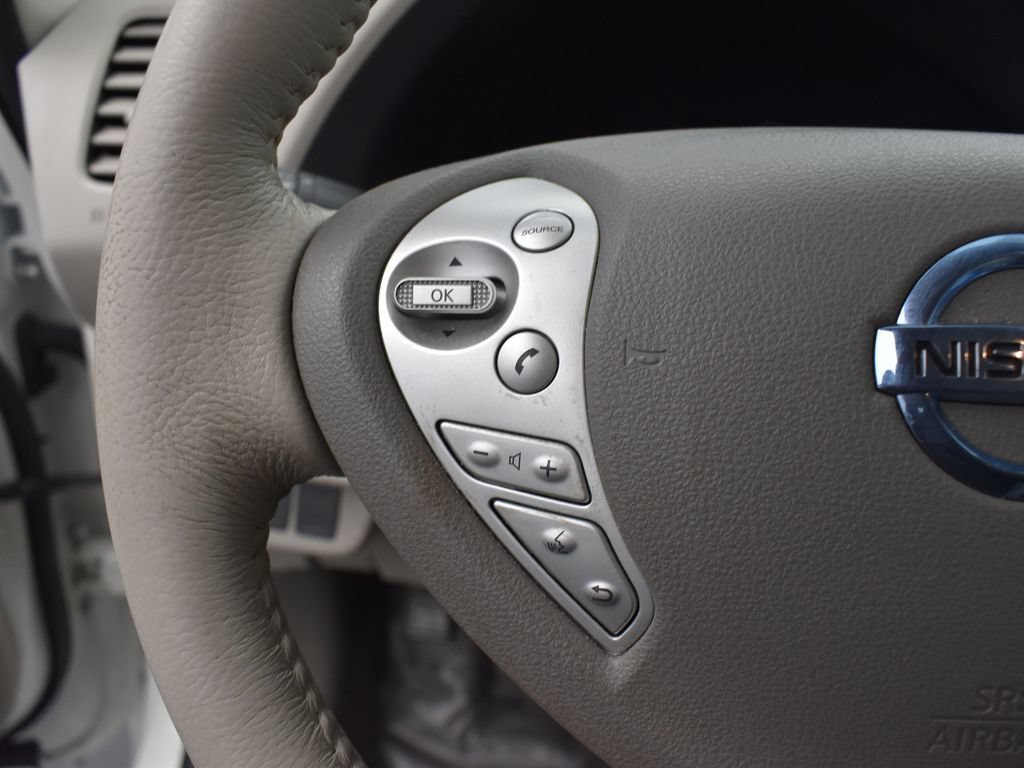 Used 2017 Nissan Leaf SV FWD image 6