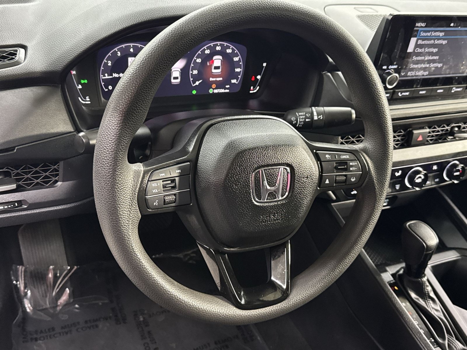 Used 2025 Honda Accord SE image 28