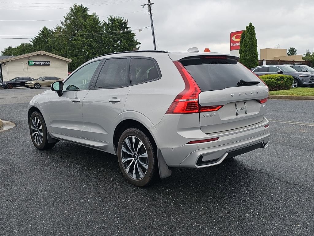 Used 2023 Volvo XC60 B5 Plus w/ Climate Package AWD/4WD image 15
