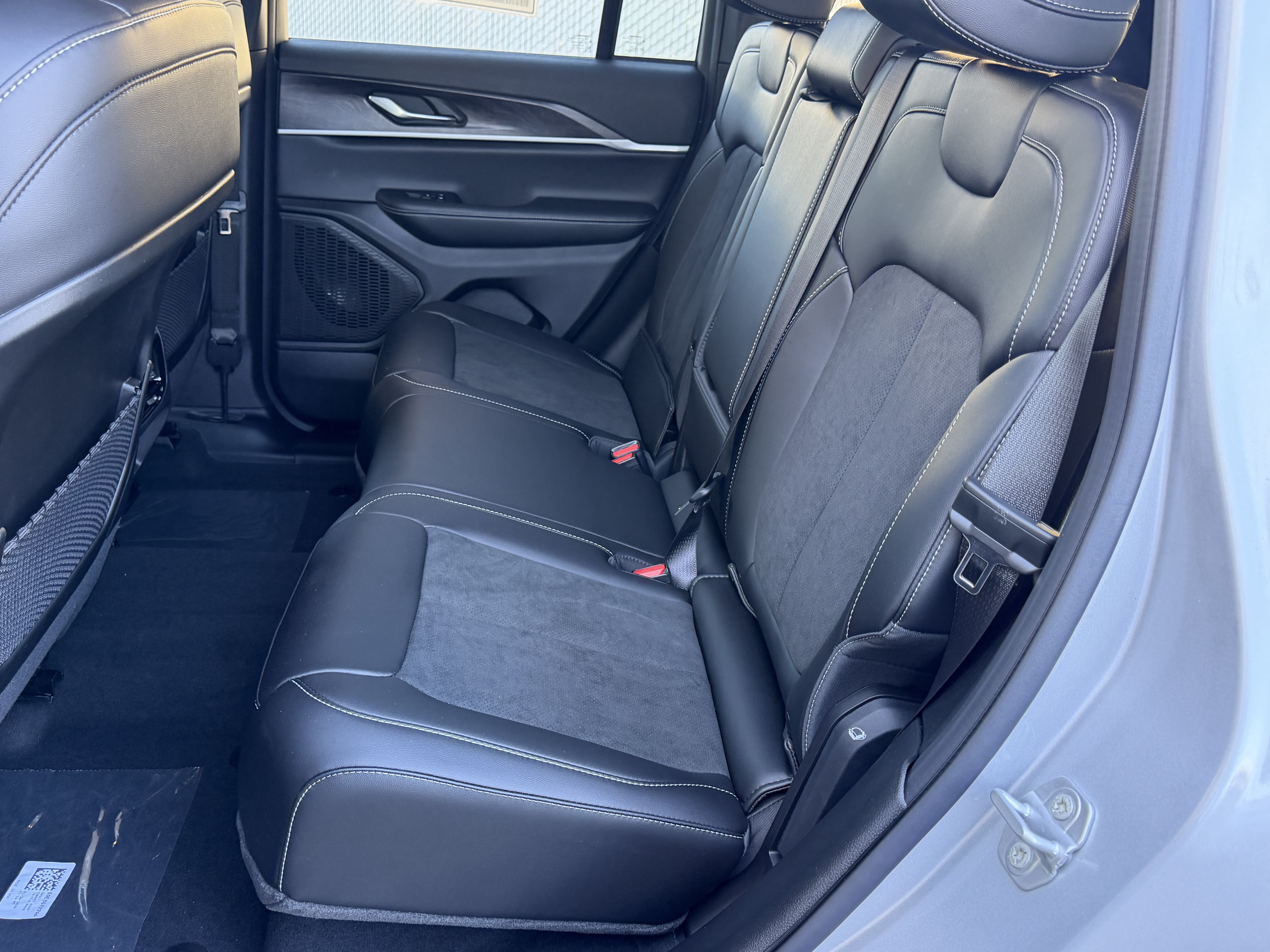 New 2026 Jeep Grand Cherokee Altitude RWD image 31