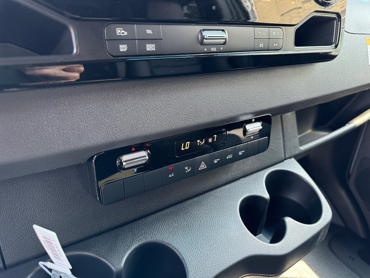 Used 2024 Mercedes-Benz Sprinter 144 Cargo image 20