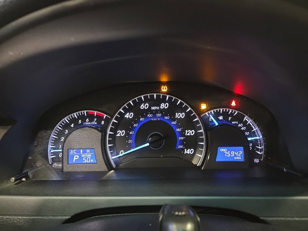 Used 2013 Toyota Camry XLE image 23