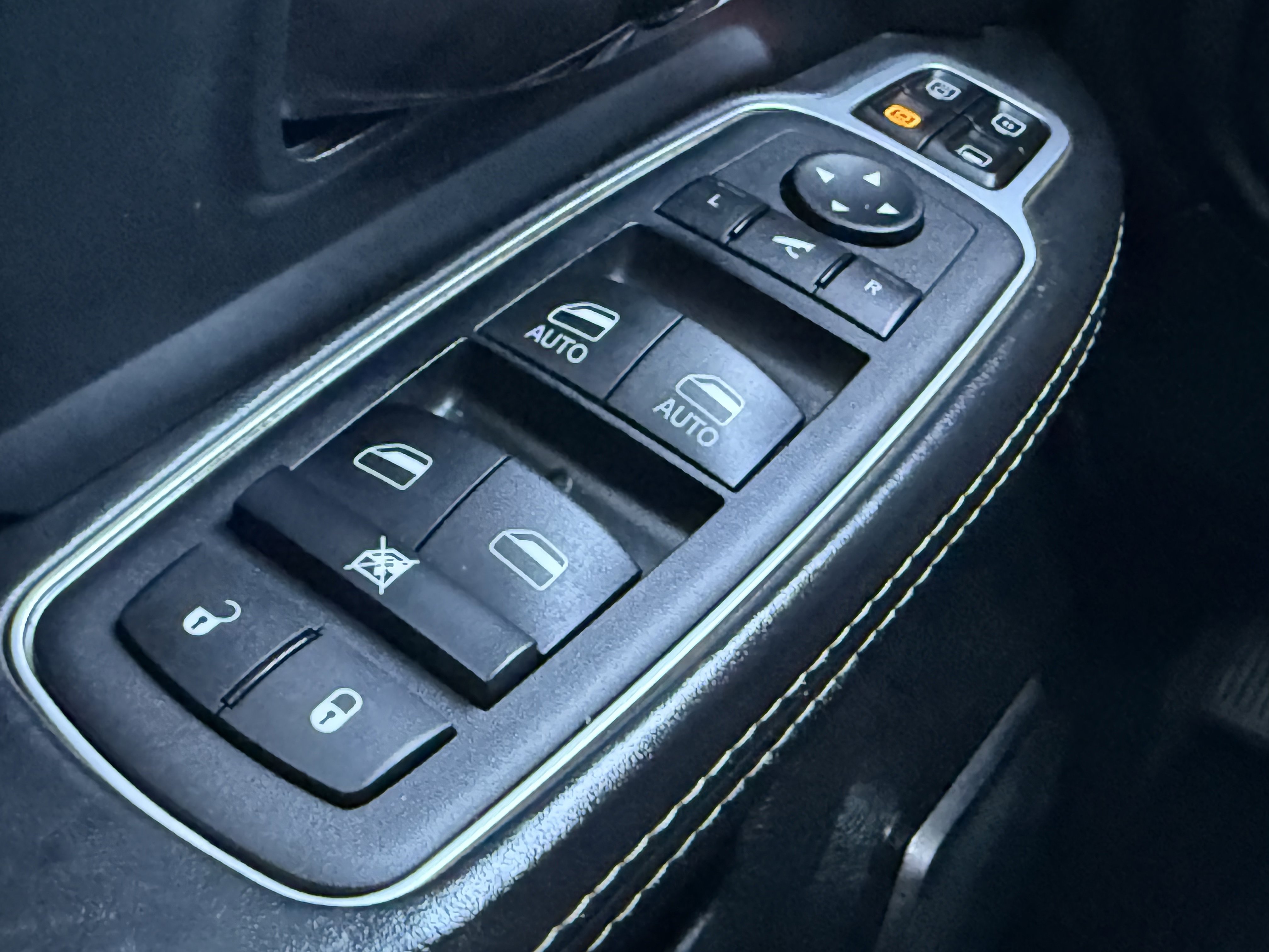 Used 2024 RAM 2500 Rebel w/ Safety Group AWD/4WD image 22