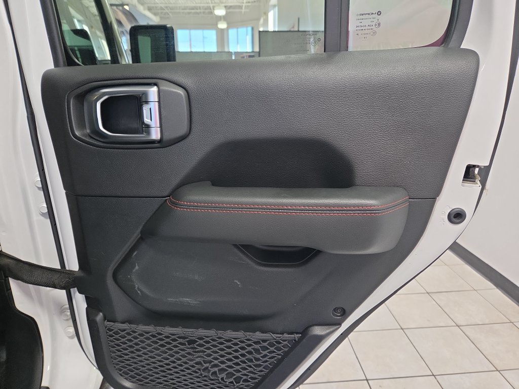 Used 2020 Jeep Wrangler Unlimited Rubicon AWD/4WD image 14