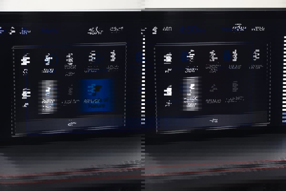 Used 2023 Genesis GV70 2.5T w/ Sport Prestige Package image 43