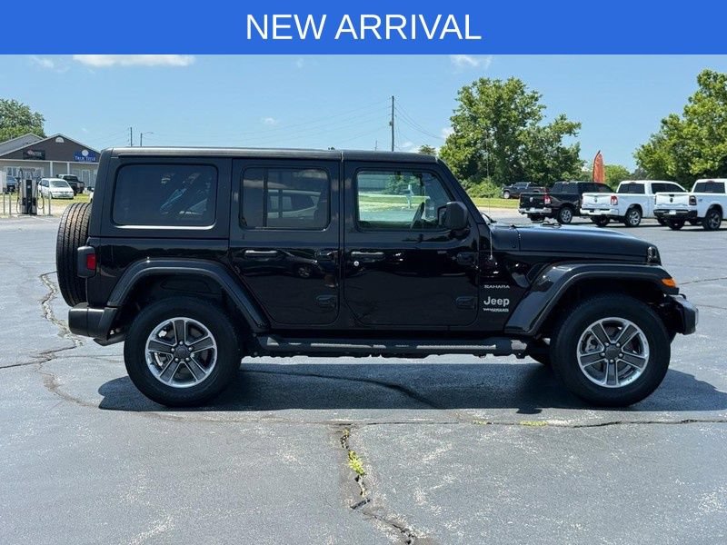 Used 2022 Jeep Wrangler Unlimited Sahara AWD/4WD image 2