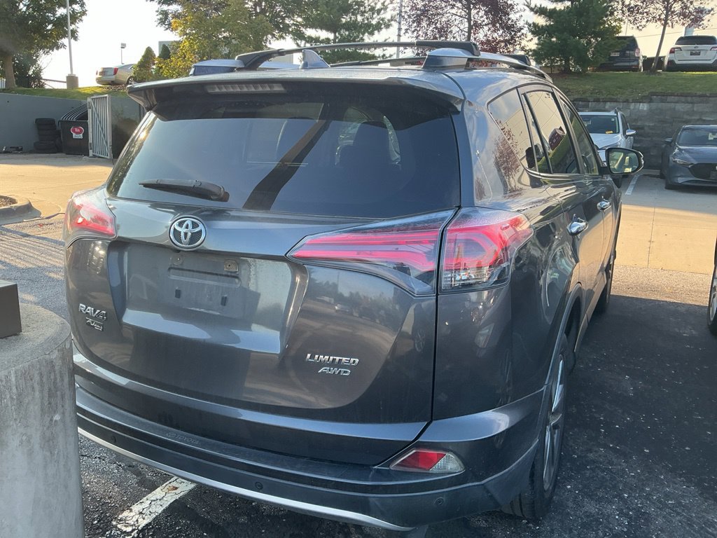Used 2016 Toyota RAV4 Limited AWD/4WD image 9