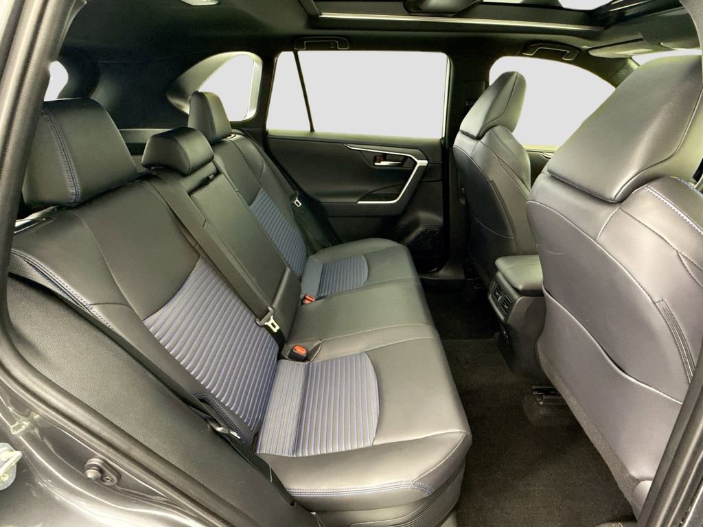 Used 2024 Toyota RAV4 XSE w/ Advanced Technology Package AWD/4WD image 20