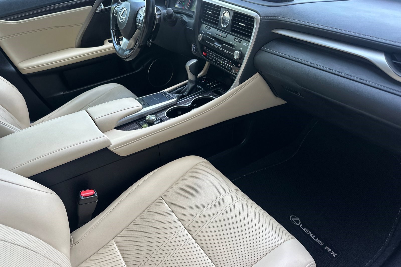 Used 2021 Lexus RX 450h AWD w/ Luxury Package image 20