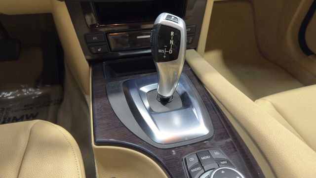 Used 2010 BMW 528i Sedan image 18