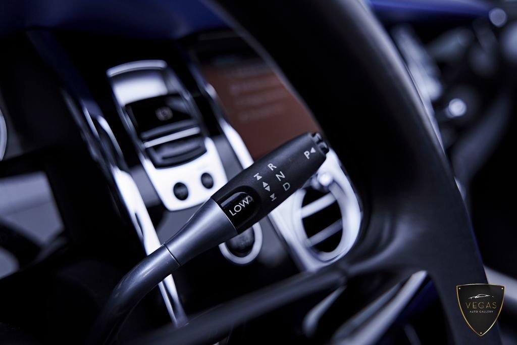 Used 2019 Rolls-Royce Dawn RWD image 74
