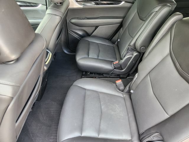 Used 2025 Cadillac XT6 Premium Luxury w/ Technology Package FWD image 30