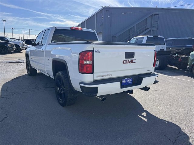 Used 2017 GMC Sierra 1500 SLE w/ SLE Value Package image 5