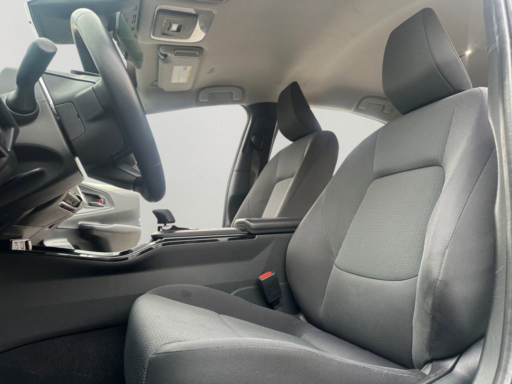 Used 2024 Toyota Prius LE image 23