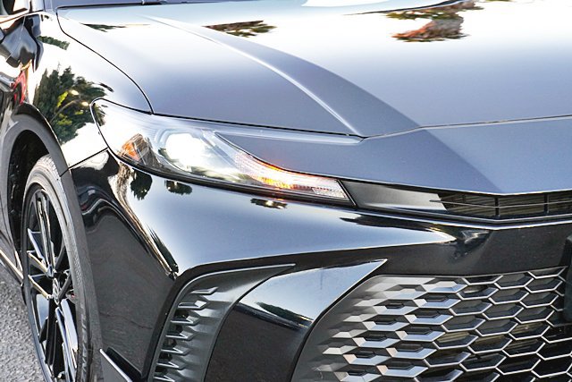Used 2026 Toyota Camry SE w/ Convenience Package FWD image 12