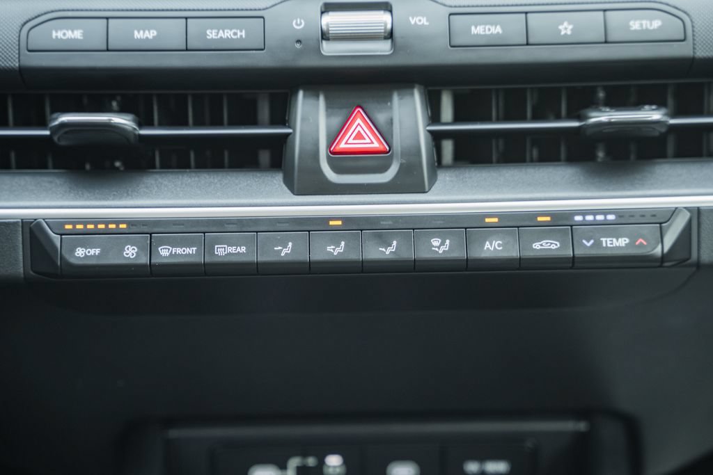 Used 2025 Kia K4 FWD image 20