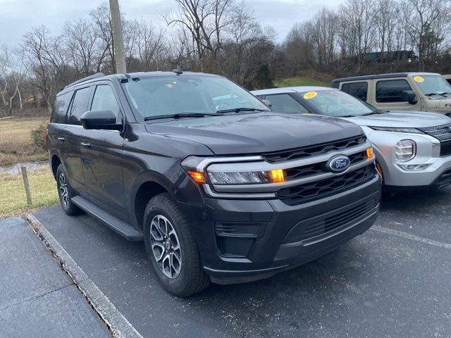 Used 2024 Ford Expedition XLT