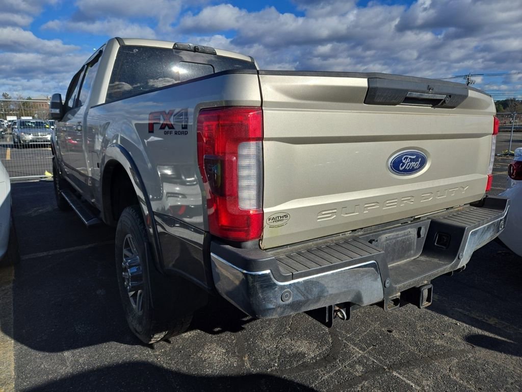 Used 2017 Ford F250 Lariat w/ Lariat Ultimate Package image 4