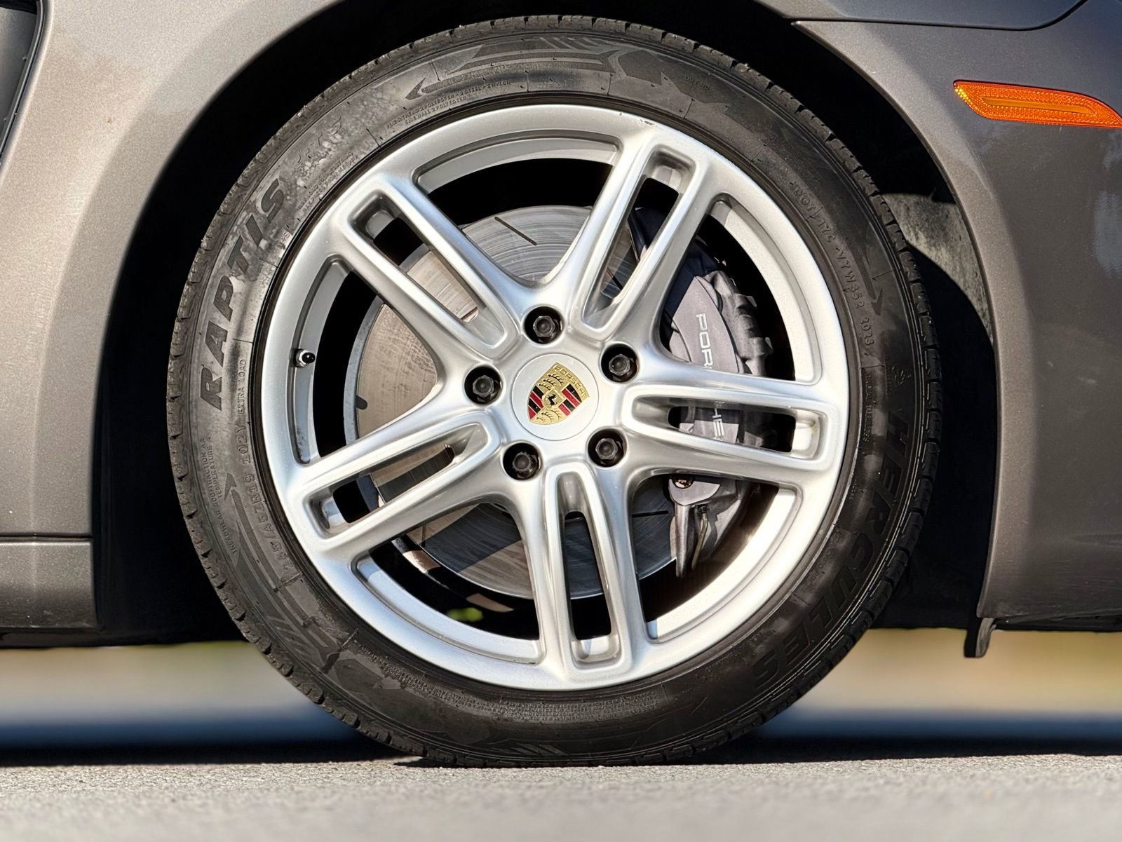 Used 2015 Porsche Panamera 4 image 21